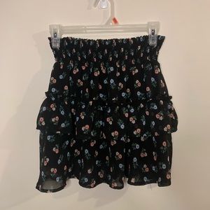 Women’s streetwear Society skirt and crop top set